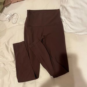 Aritzia leggings